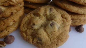 Recipe AMERICAN CHOCOLATE CHIP COOKIES - How to make CHOCOLATE CHIP COOKIES W/WO NUTS recipe
