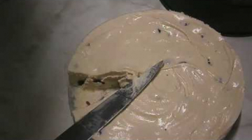 Recipe Low-fat berry and meringue ice-cream cake