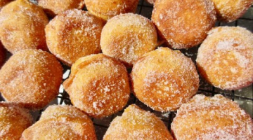 Recipe PUMPKIN CAKE DOUGHNUT HOLES | Moist Bite-Sized Donuts | Simply DIY Recipe
