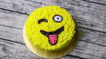 Recipe Tongue Out Emoji Cake | Emoji Cake Decoration | Birthday Cake Decoration