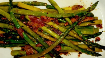 Asparagus sauteed in Skillet
