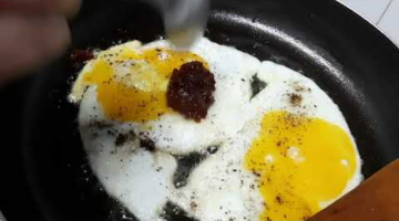 High protein, fiber and iron rich diet for diabetics - spinach fried eggs